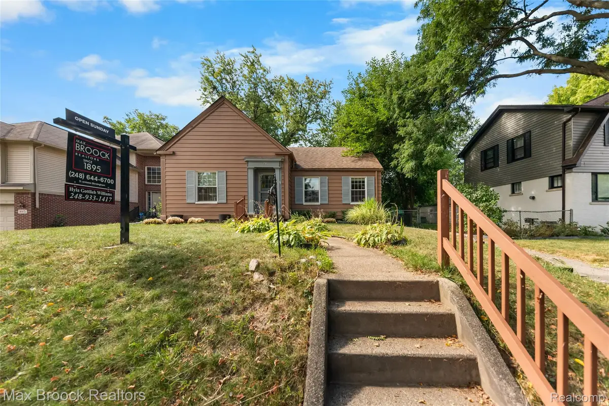 109 Wenonah Drive, Pontiac, MI 48341 - #1