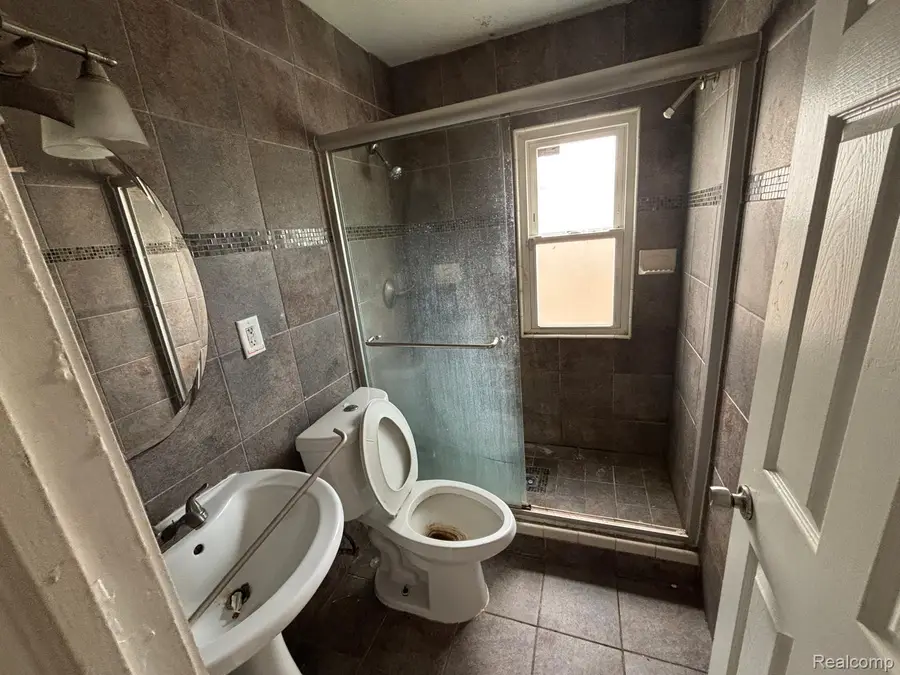 16195 Robson Street, Detroit, MI 48235 - #2