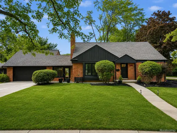 32253 Sheridan Drive, BeverlyHills, MI 48025