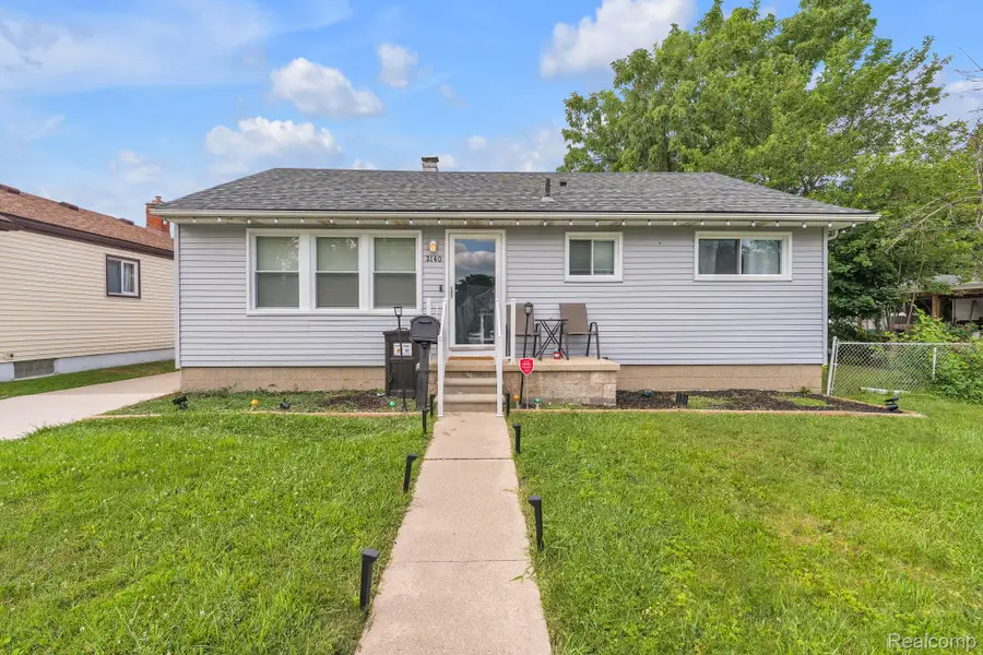 2140 Ford Boulevard, Lincoln Park, MI 48146 - #2