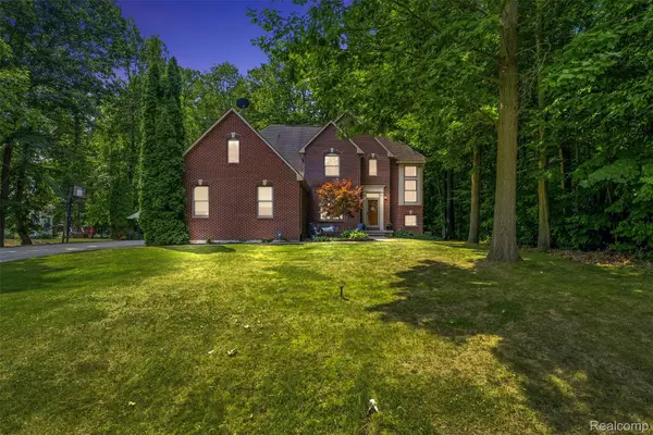 9293 Oakview Drive, SwartzCreek, MI 48473