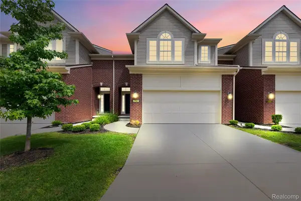 7512 Berry Wood Lane, WestBloomfield, MI 48322