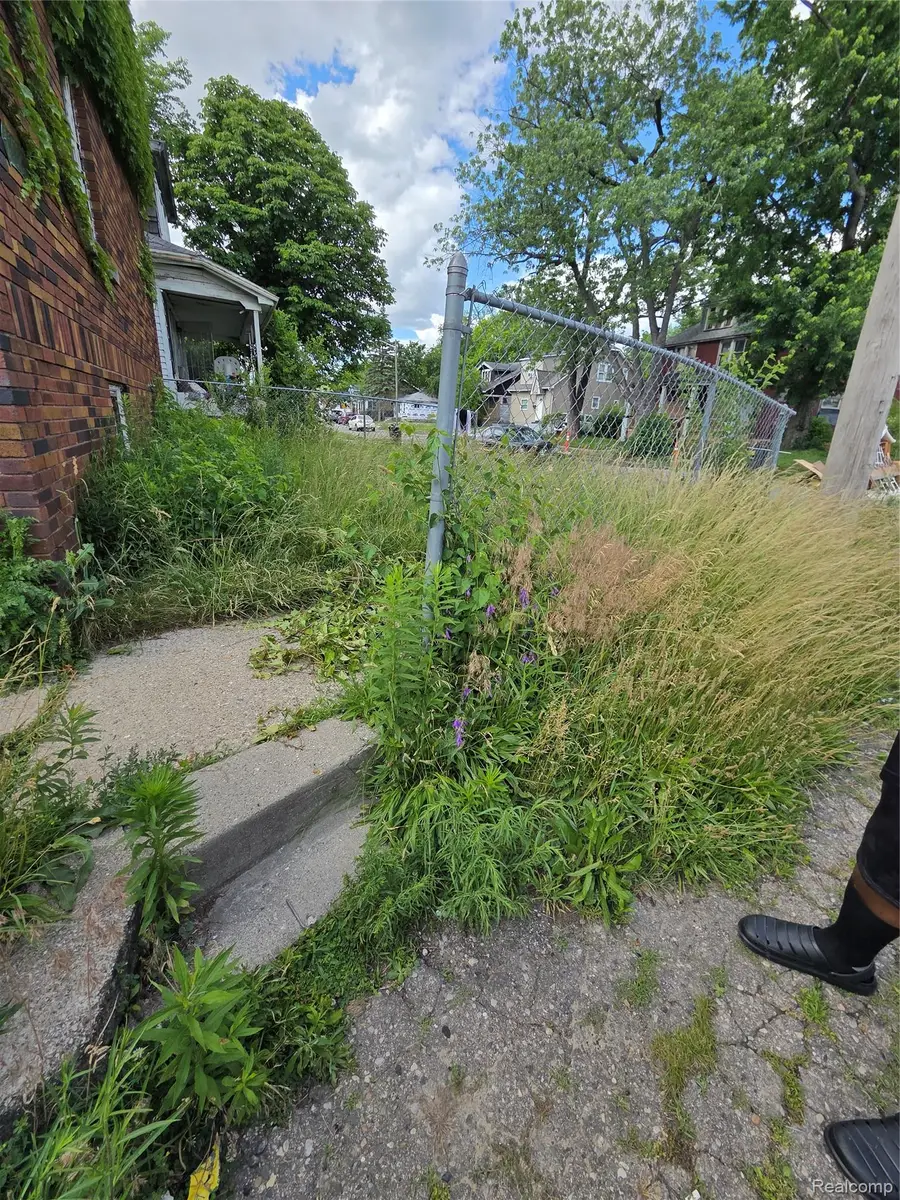 17129 Westphalia Street, Detroit, MI 48205 - #3