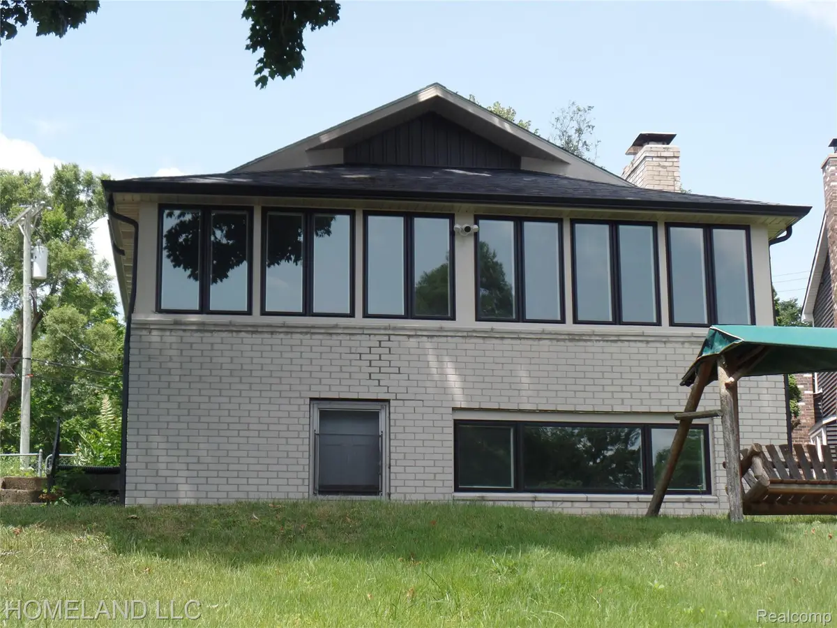 4039 Lotus Drive, Waterford, MI 48329 - #1
