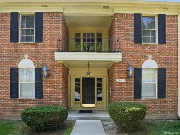 29636 Middlebelt Road #2602, FarmingtonHills, MI 48334