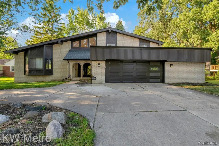 19674 Midway Road, Southfield, MI 48075 - #2