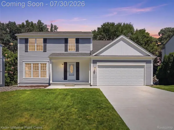 543 Arlington Drive, RochesterHills, MI 48307