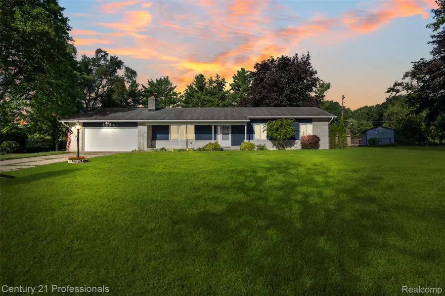 31991 Staman, Farmington Hills, MI 48336 - #2