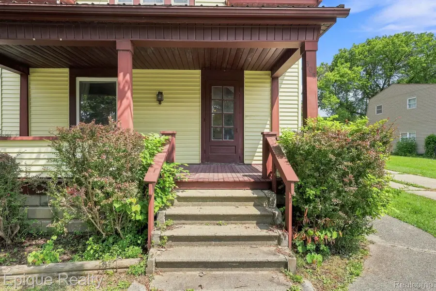305 North Street, Yale, MI 48097 - #2