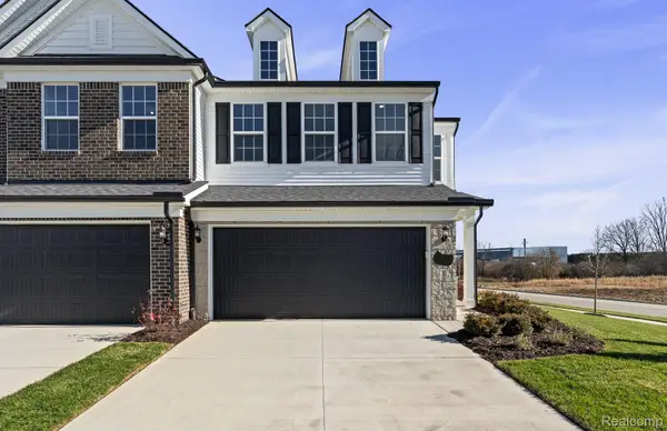 5597 Corgi Drive, AnnArbor, MI 48108