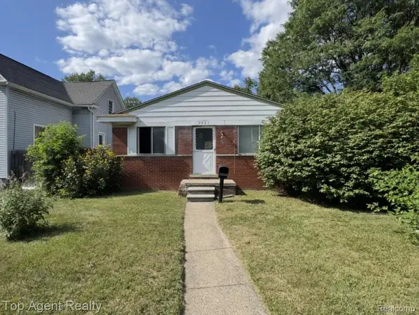 2021 E 11 Mile Road, RoyalOak, MI 48067