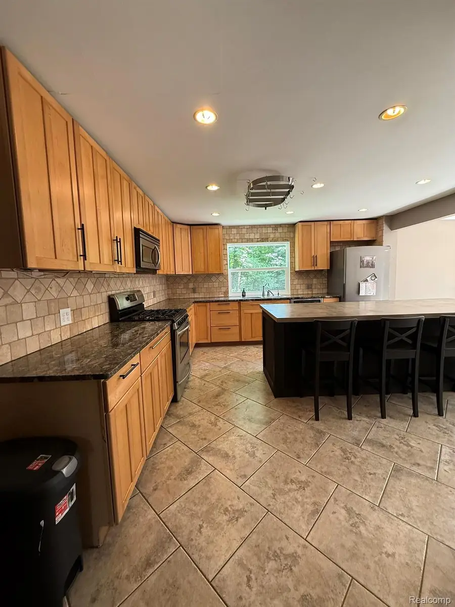 26800 Ballard Street, Harrison Township, MI 48045 - #2