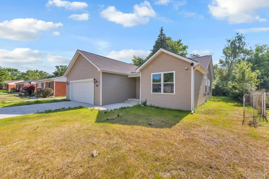 6653 Niagara Street, Romulus, MI 48174 - #2