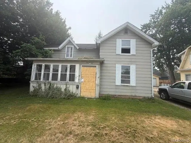 217 W Mcarthur Street, Corunna, MI 48817 - #1