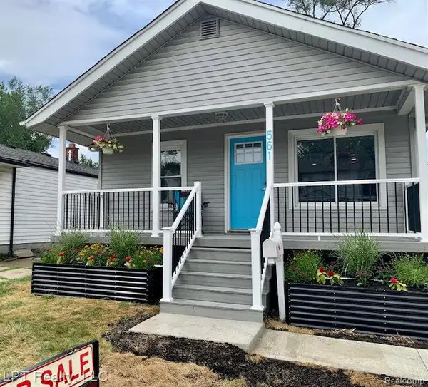 561 E Jarvis Avenue, HazelPark, MI 48030