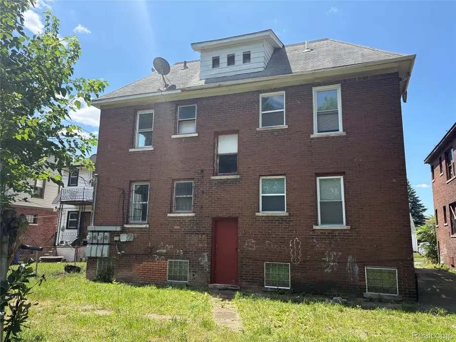 8244 Wisconsin Street, Detroit, MI 48204 - #2