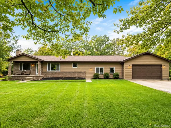 1242 Baldwin Road, Lapeer, MI 48446