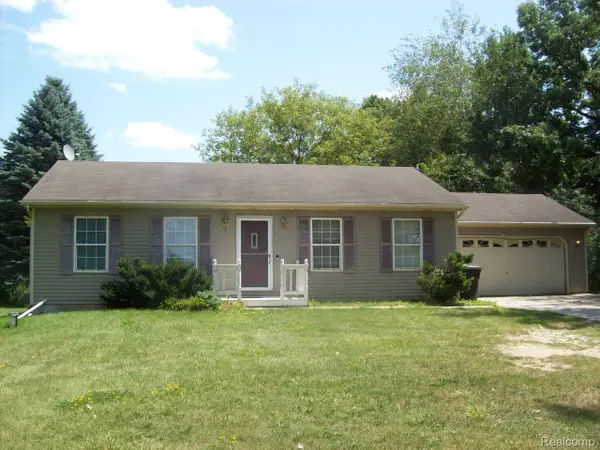 3030 Thomas Road, Oxford, MI 48371