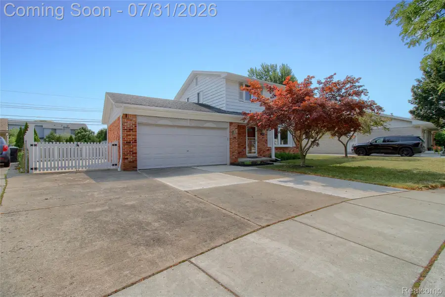 4835 Clark Court, Trenton, MI 48183 - #3