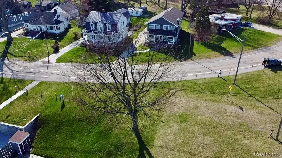 1018 River Road, Marysville, MI 48040 - #2