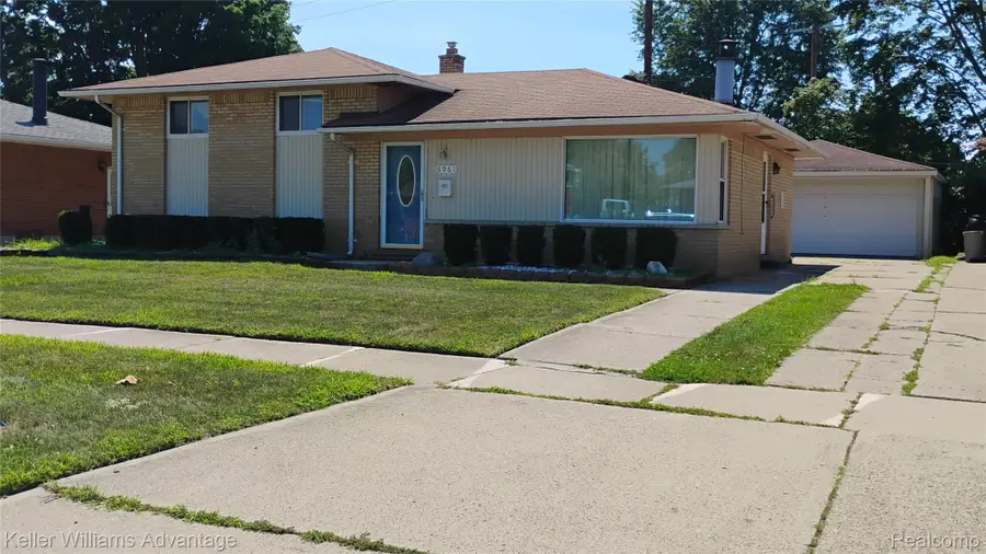 6961 N Wildwood Street, Westland, MI 48185 - #3