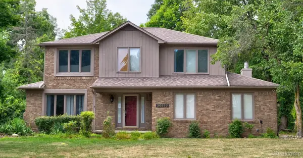 30853 Sudbury Court, FarmingtonHills, MI 48331