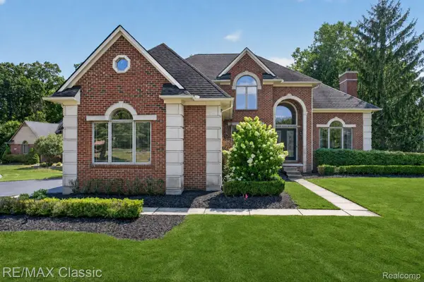 45701 Balfour Court, Novi, MI 48377