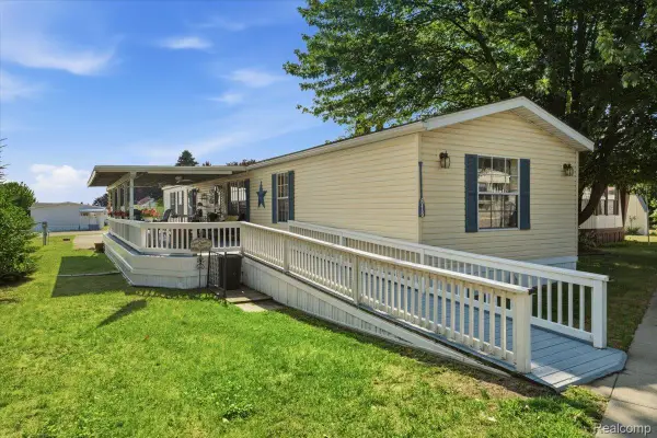 616 Barefoot Lane, PortSanilac, MI 48469