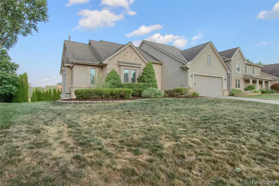 18978 Glengarry Drive, Livonia, MI 48152 - #2