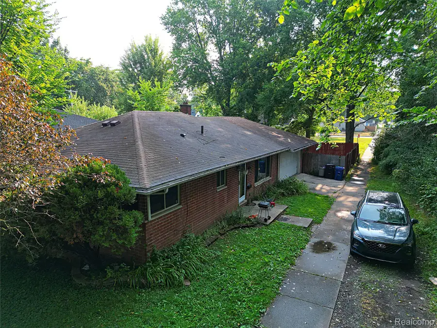 18202 Dalby, Redford, MI 48240 - #3