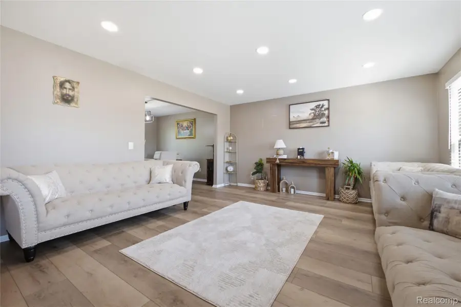 56291 Hastings, Macomb, MI 48042 - #2