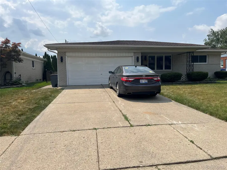 13502 Moceri Circle, Warren, MI 48088 - #2