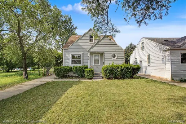 711 Lincoln Avenue, LincolnPark, MI 48146