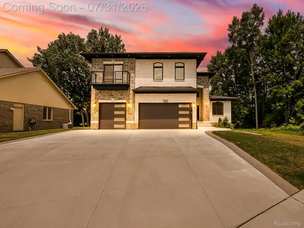 1683 Delta Drive, Troy, MI 48085