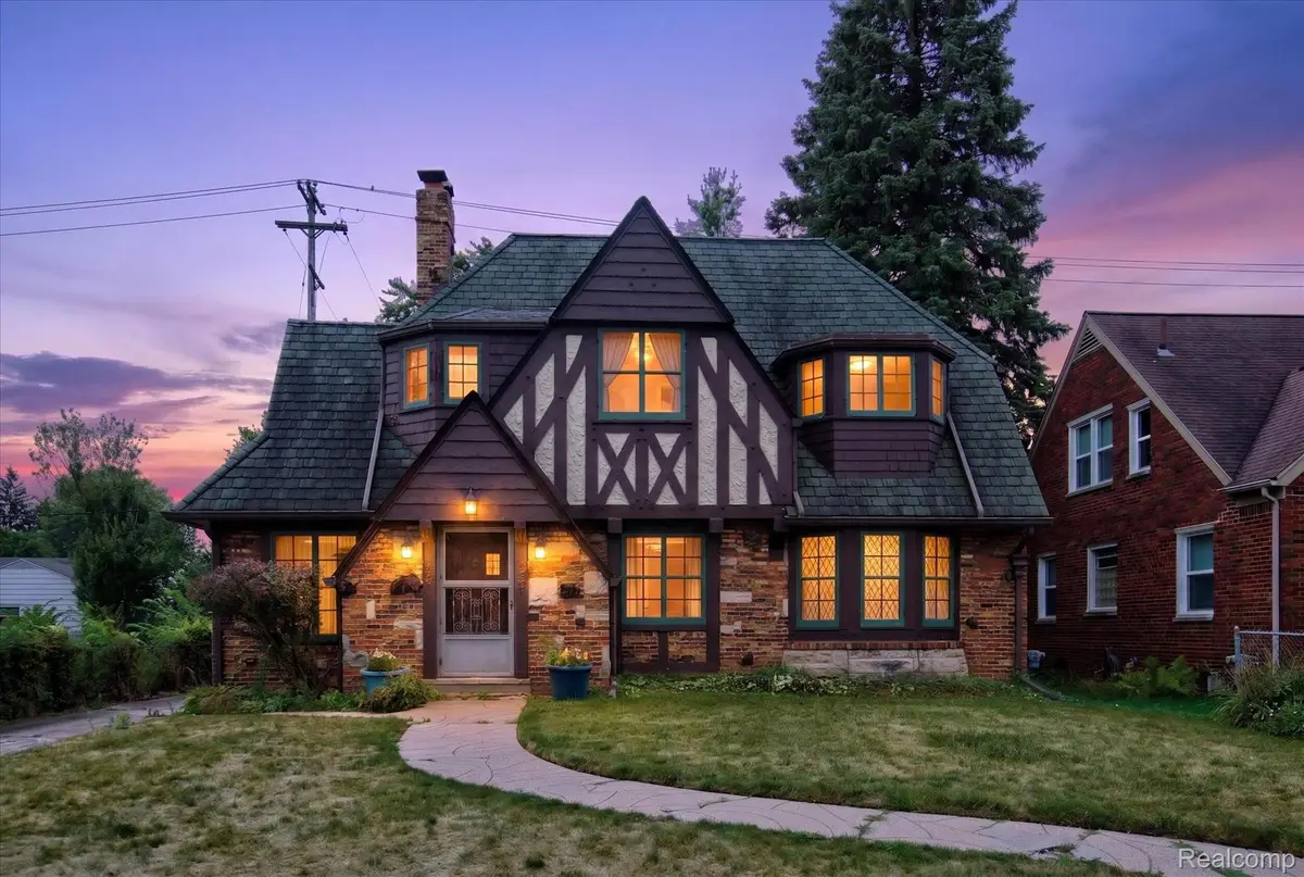 1906 E 2nd Street, Flint, MI 48503 - #1
