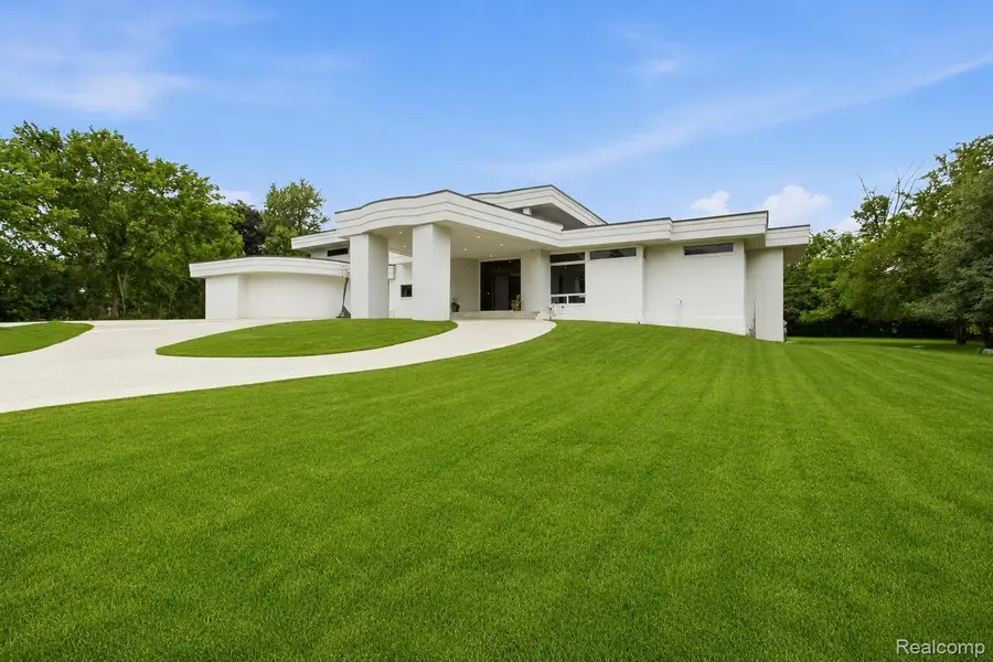 24696 Franklin Park Drive, Franklin, MI 48025 - #2