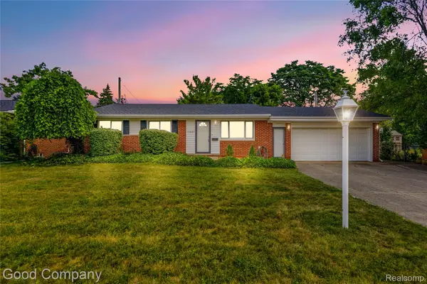 11627 De Clerck Drive, SterlingHeights, MI 48313