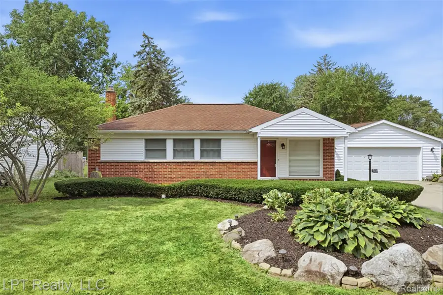 37155 Jordan Street, Clinton Township, MI 48036 - #2