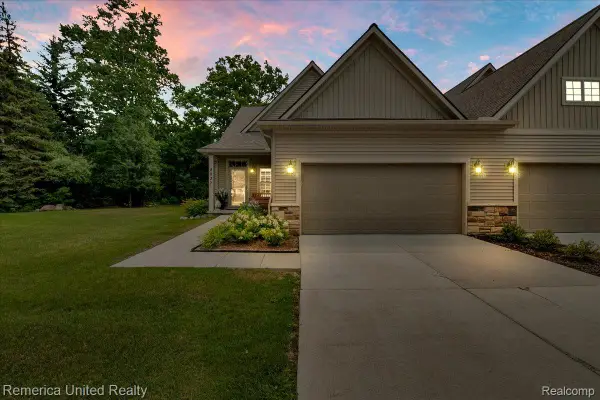8037 Bridgestone Boulevard, WhiteLake, MI 48386