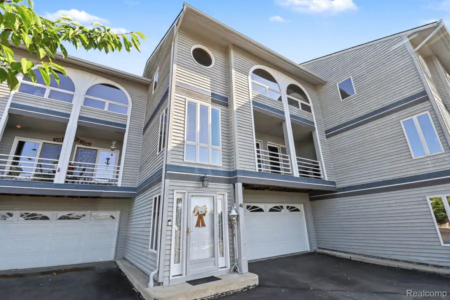 40 Harrison Avenue, Trenton, MI 48183 - #3