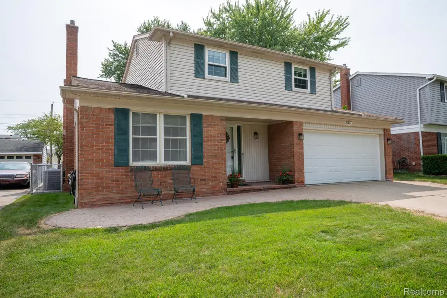 4897 Jackson Street, Trenton, MI 48183 - #2