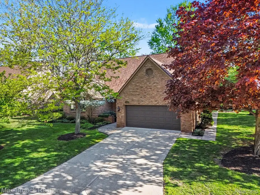 21850 Dover Court, Southfield, MI 48025 - #2