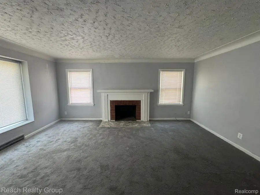 10420 Lakepointe Street, Detroit, MI 48224 - #2