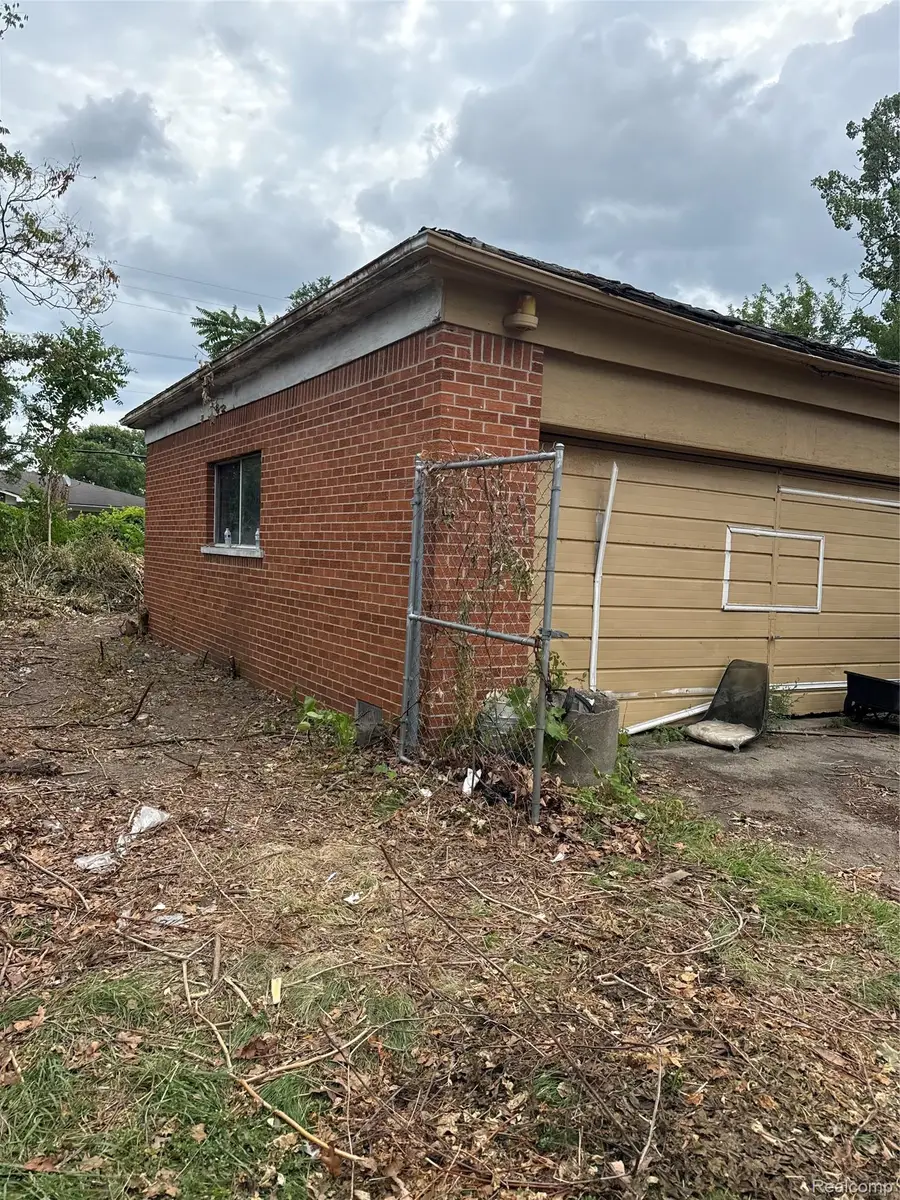 19994 Wyoming Avenue, Detroit, MI 48221 - #2