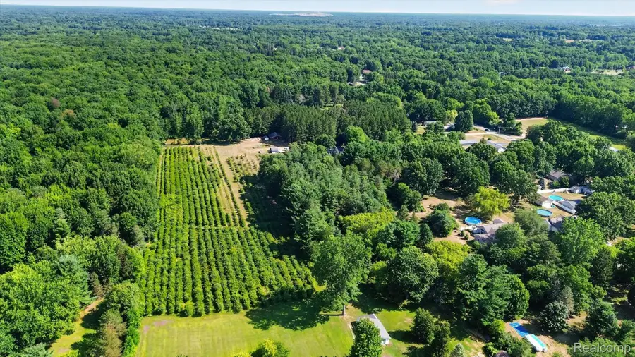 000 Gillette, Flushing, MI 48433 - #3