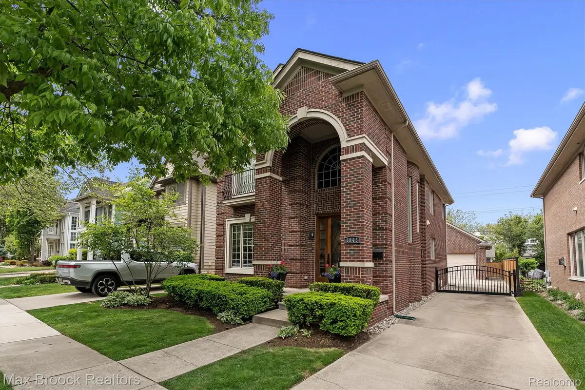 1045 Bennaville Avenue, Birmingham, MI 48009 - #1