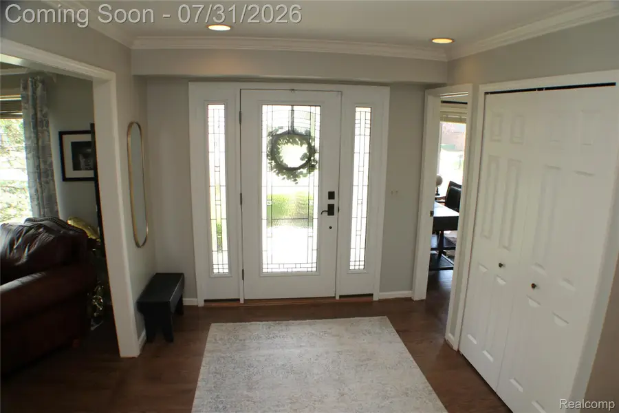 362 Lake Forest Road, Rochester Hills, MI 48309 - #3