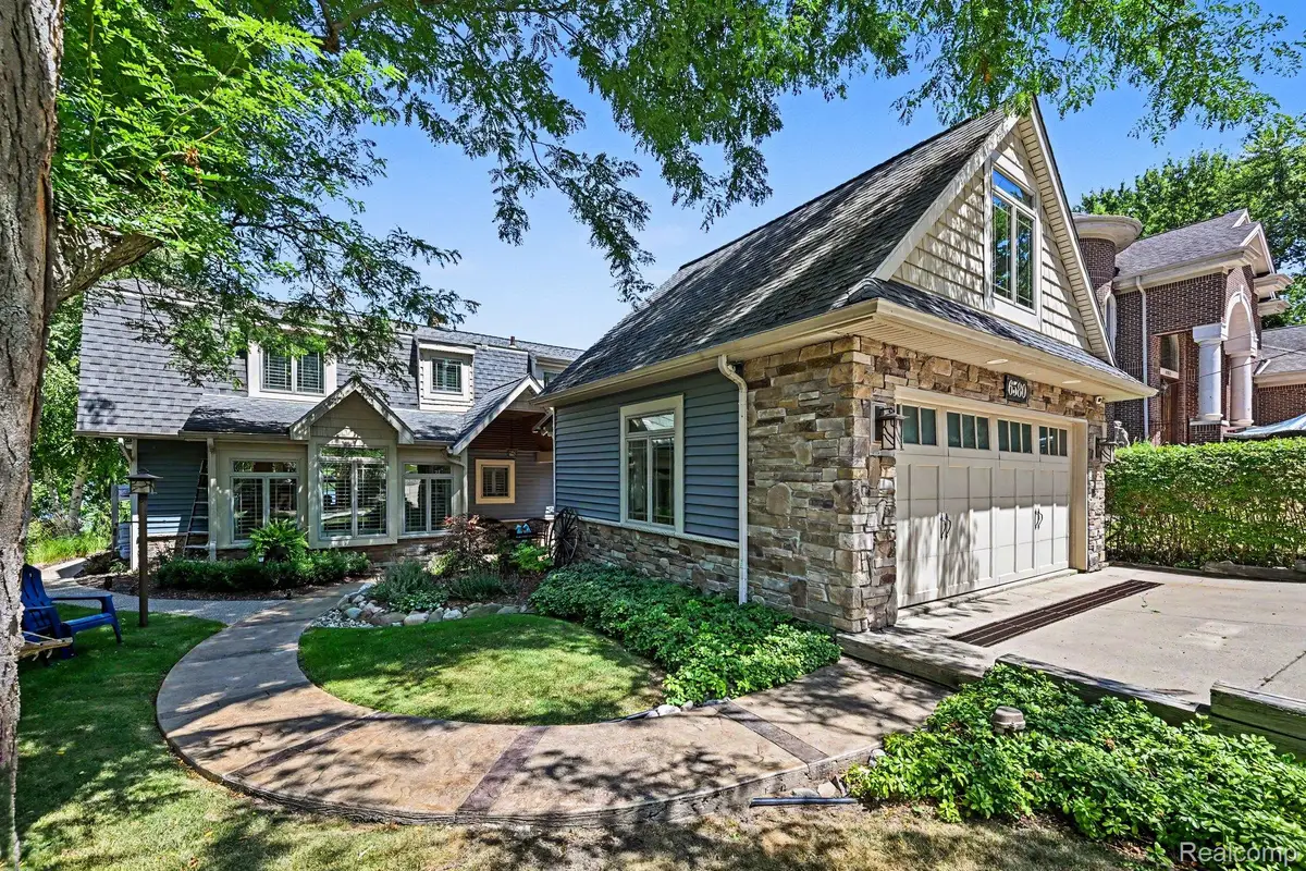 6580 Leytonstone, West Bloomfield, MI 48322 - #1
