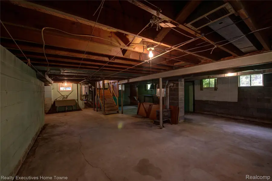 703 N 9th Street, Saint Clair, MI 48079 - #2