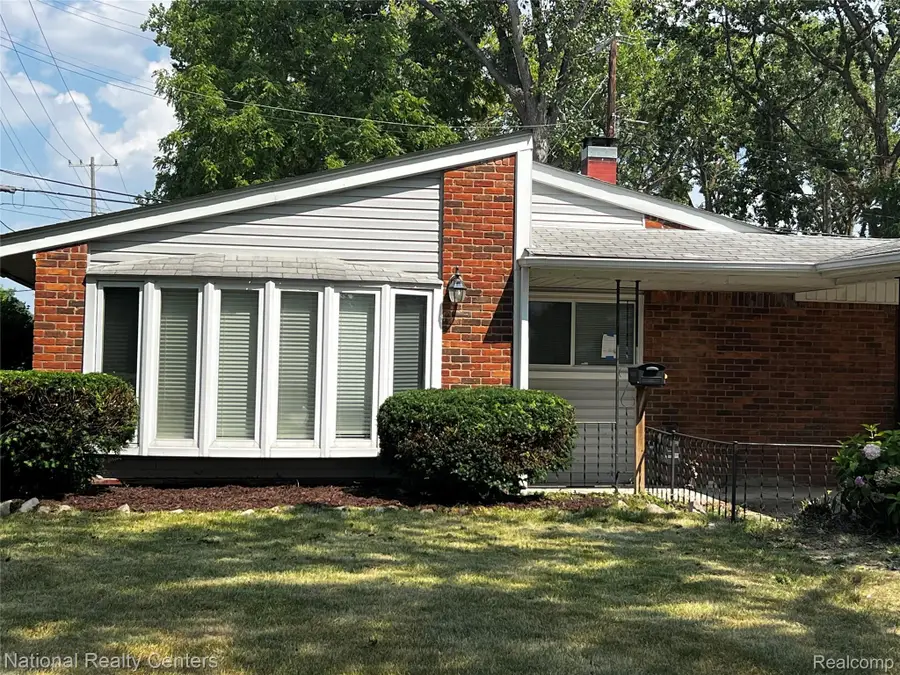 9211 Polk Street, Taylor, MI 48180 - #3